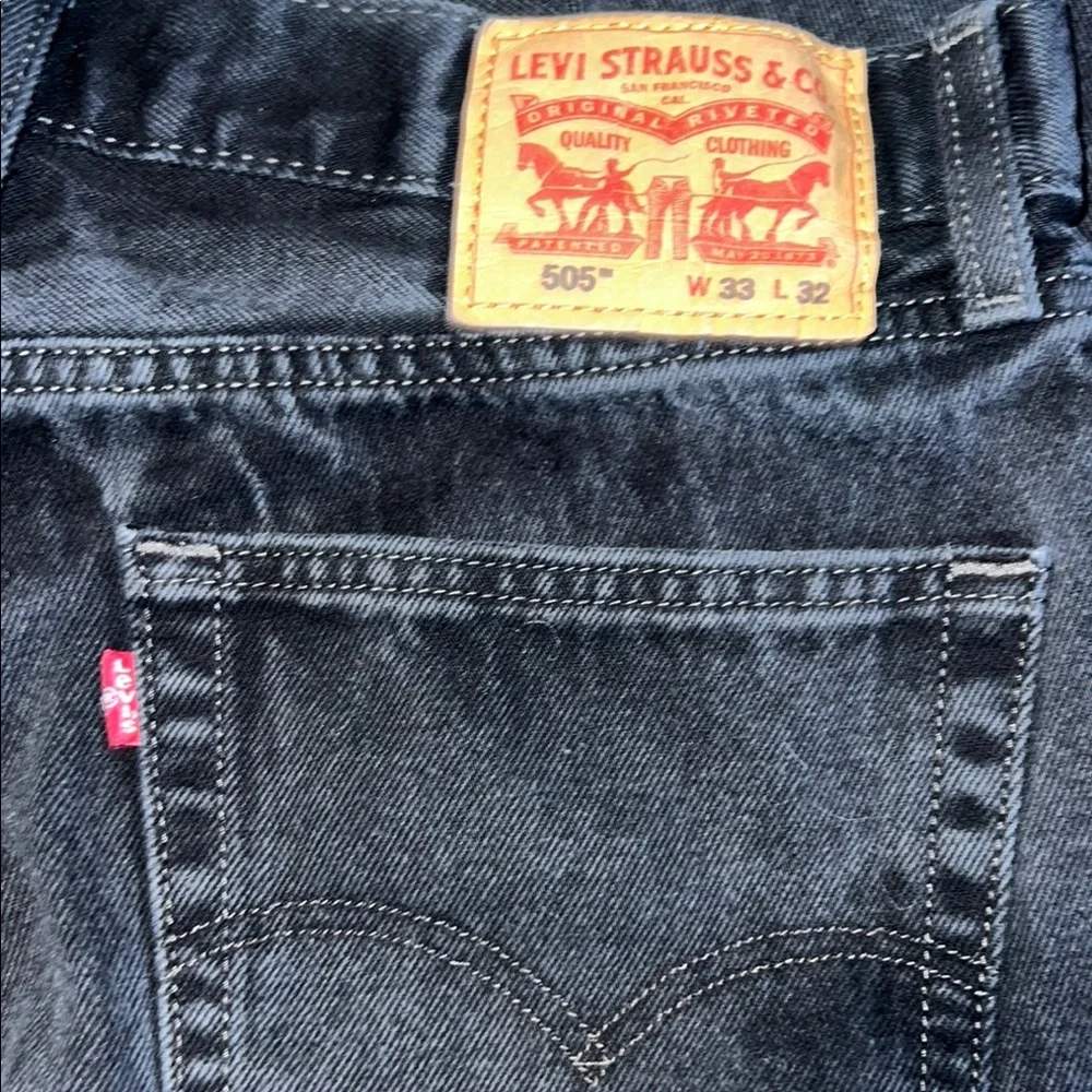 EUC - 505 Red Tab Levi's Black Denim Jeans - Picture 2 of 13